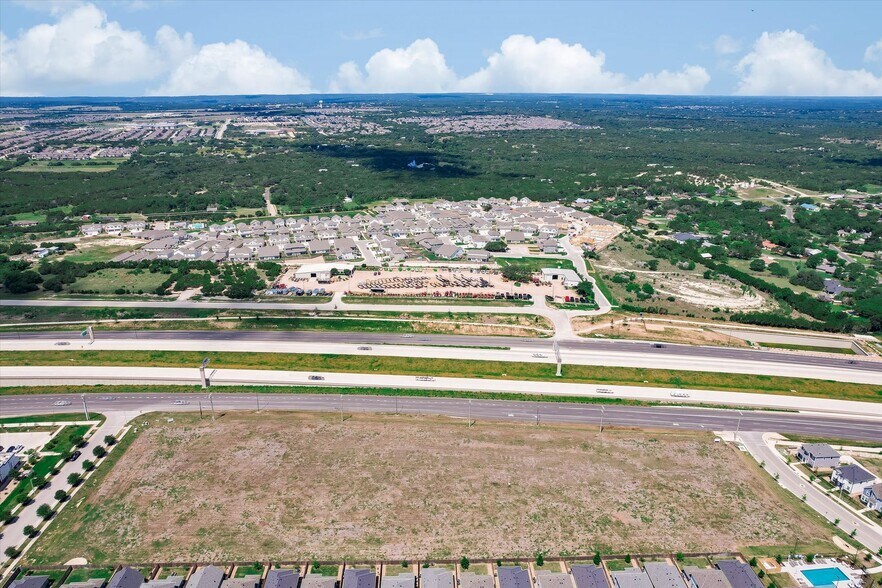 367 Huddleston rd, Leander, TX à vendre - Photo du bâtiment - Image 3 de 9