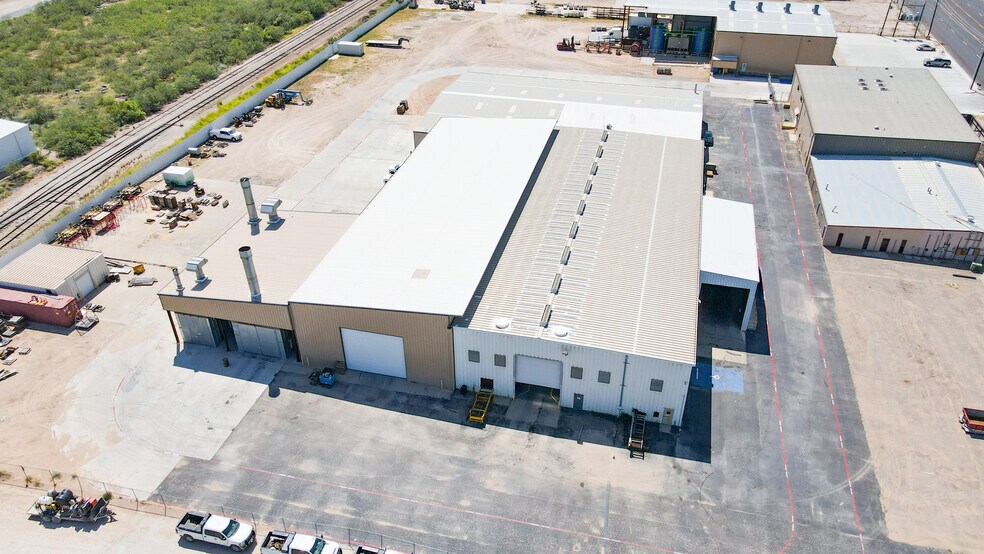 1105 S Grandview Ave, Odessa, TX à vendre - Photo du bâtiment - Image 3 de 64