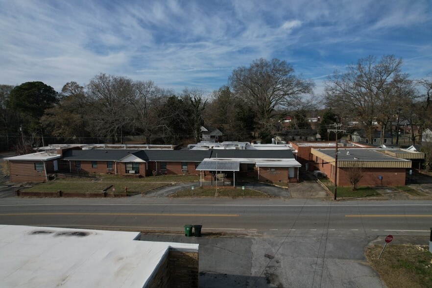 311 Williams St, Williamston, SC for sale - Primary Photo - Image 1 of 37