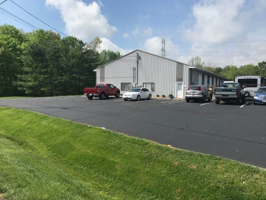 8385 Park Dr, Maineville, OH for lease Building Photo- Image 1 of 4
