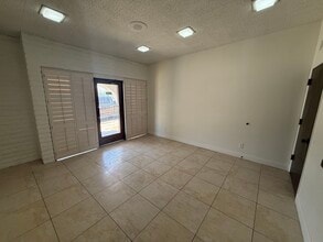 449-457 E 4th Pl, Mesa, AZ for lease Interior Photo- Image 2 of 30