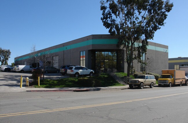 Plus de détails pour 2365 Michael Faraday Dr, San Diego, CA - Industriel à louer