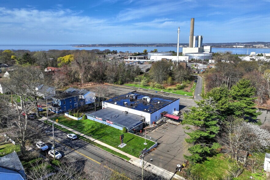 560 Woodward Ave, New Haven, CT à vendre - Photo du bâtiment - Image 3 de 61