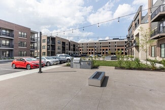 Plus de détails pour 8723 South St, Fishers, IN - Bureau/Commerce de détail à louer