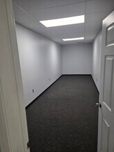 5961 Chalkville Mountain Ln, Birmingham, AL for lease Interior Photo- Image 2 of 3