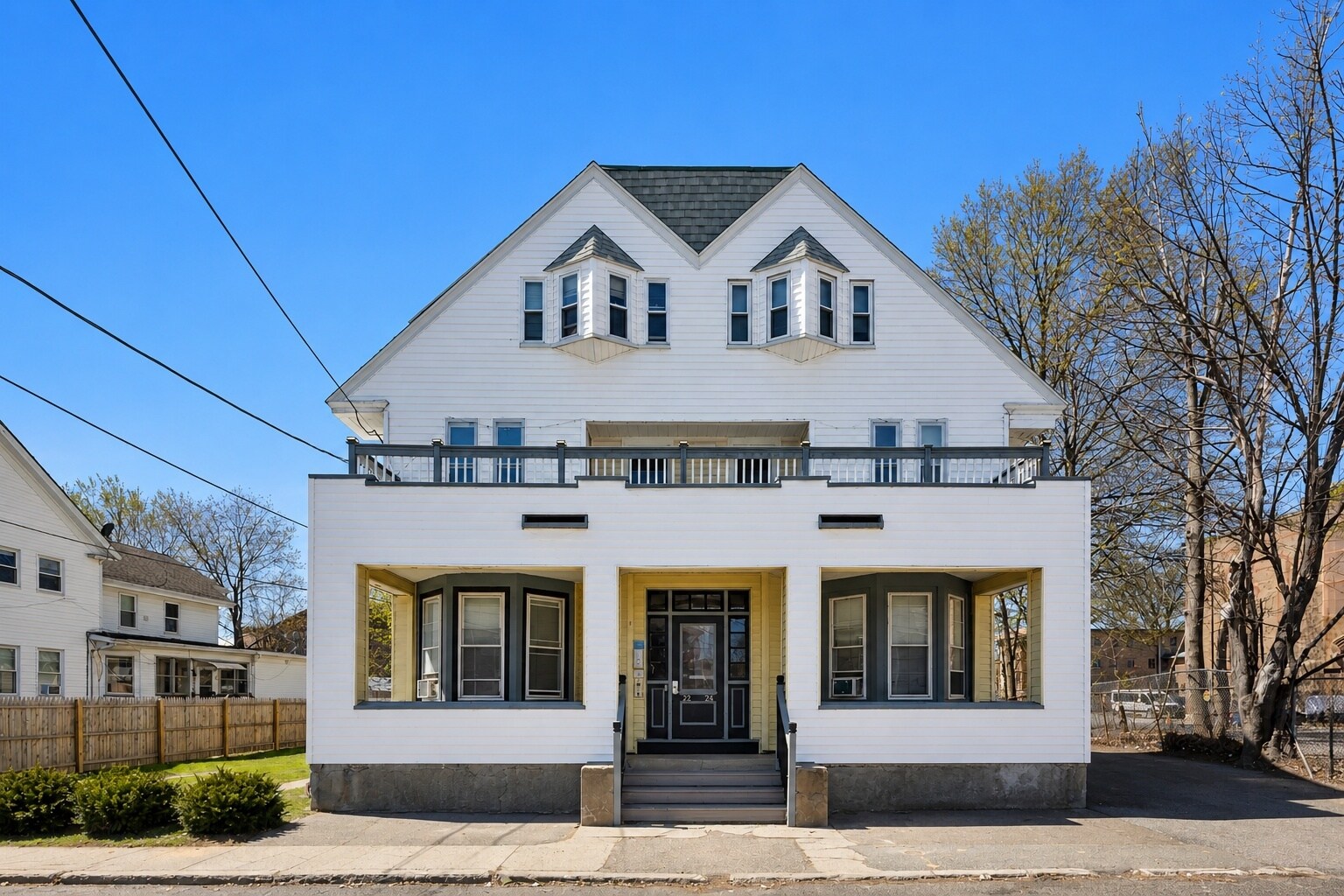 20-26 Richardson Cir, Framingham, MA for sale Primary Photo- Image 1 of 2