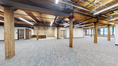 11 W Illinois St, Chicago, IL for lease Interior Photo- Image 1 of 3