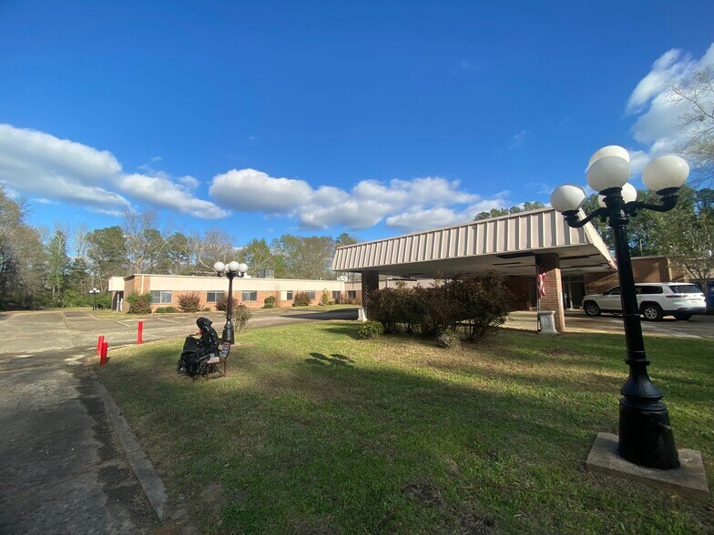 1521 E Rusk St, Jacksonville, TX for sale - Building Photo - Image 1 of 5