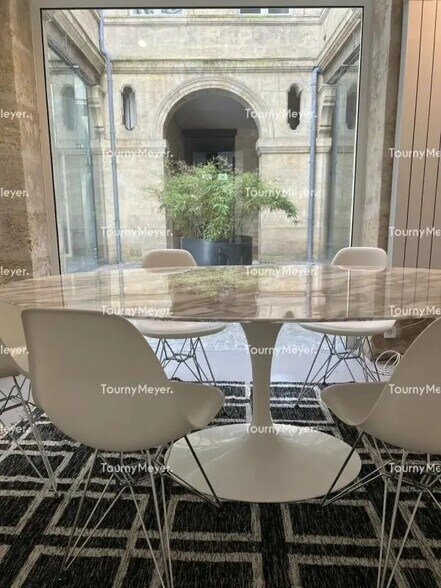 Bureau dans Bordeaux à vendre - Photo du bâtiment - Image 3 de 7