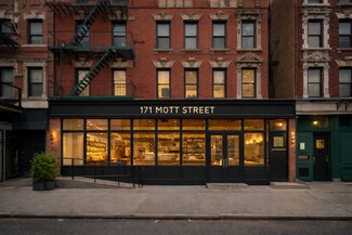 Plus de détails pour 169 Mott St, New York, NY - Commerce de détail à louer