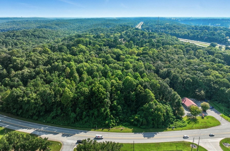 2222 Jesse Jewell Pky NE, Gainesville, GA for sale - Aerial - Image 2 of 10