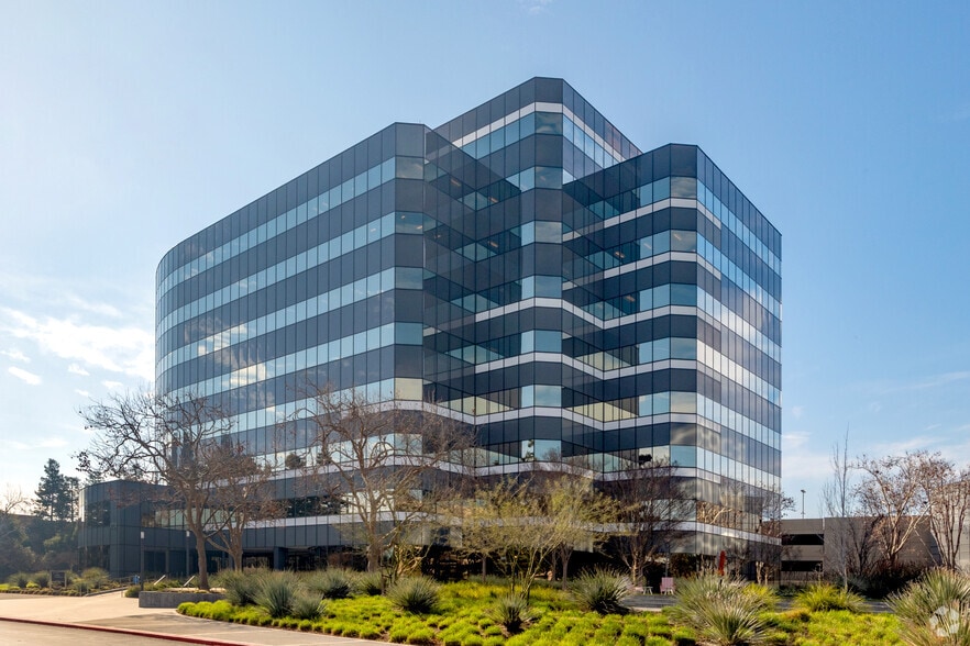 1731 Technology Dr, San Jose, CA à louer - Photo du bâtiment - Image 2 de 4