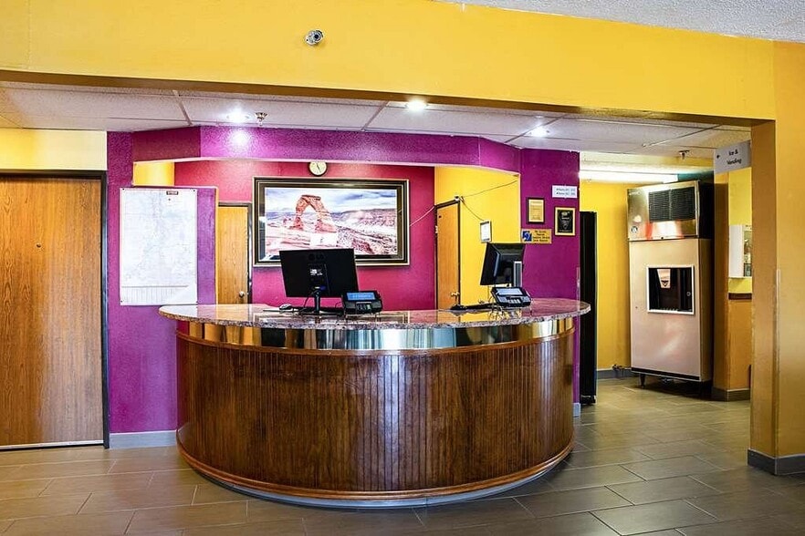 649 N Main St, Monticello, UT for sale - Building Photo - Image 3 of 7