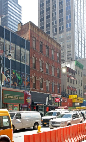 More details for 131-133 E 45th St, New York, NY - Retail for Lease
