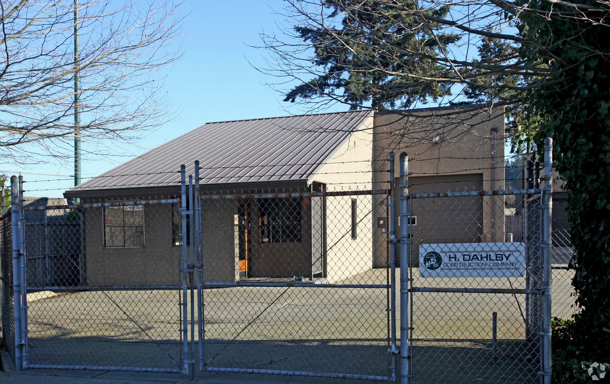 1402 Maple Ave, Renton, WA for lease Primary Photo- Image 1 of 3