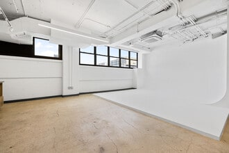 315 Meserole St, Brooklyn, NY à louer Photo intérieure- Image 1 de 3