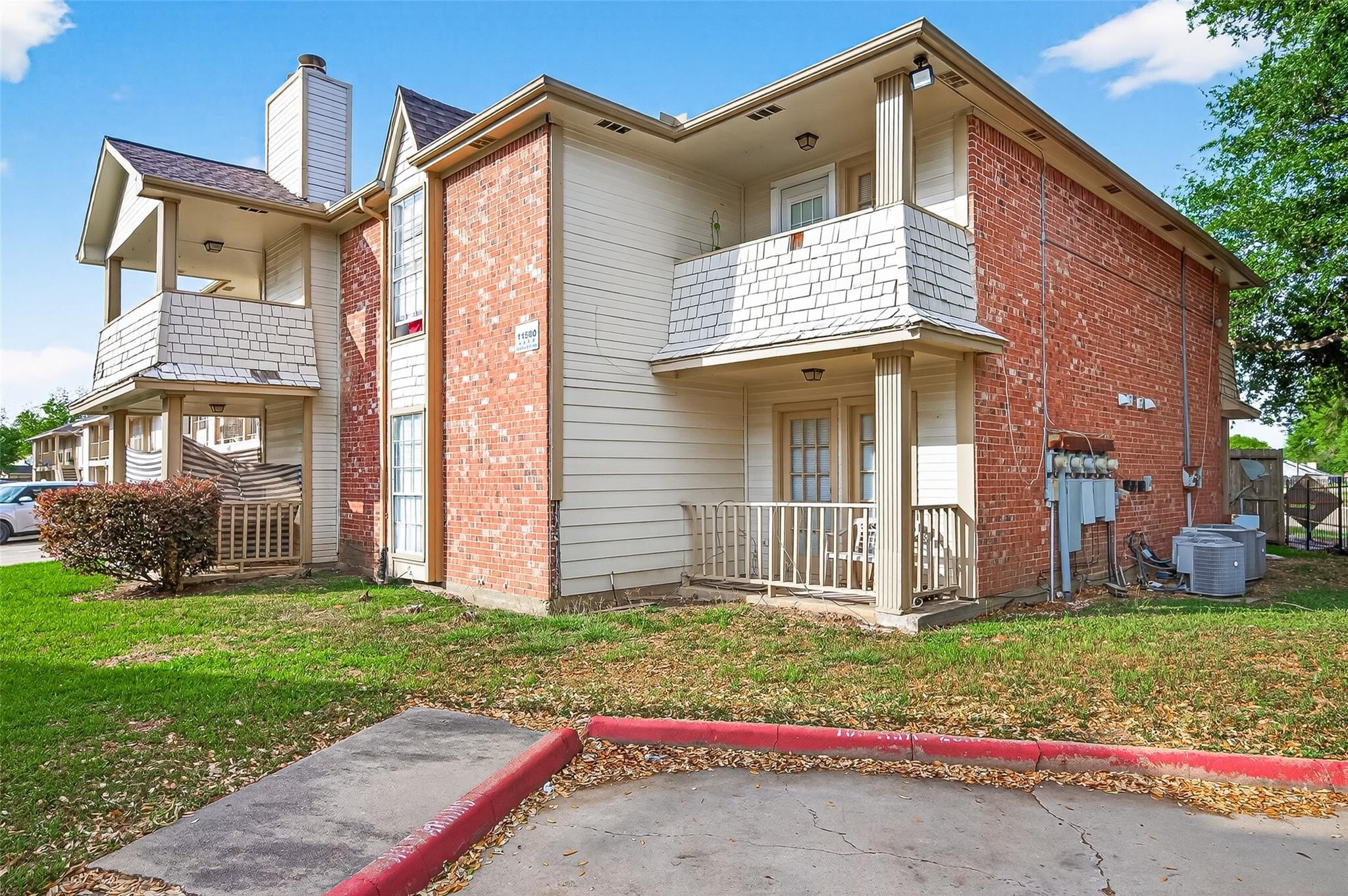 11500 Meadow Ln, Stafford, TX for sale Building Photo- Image 1 of 9