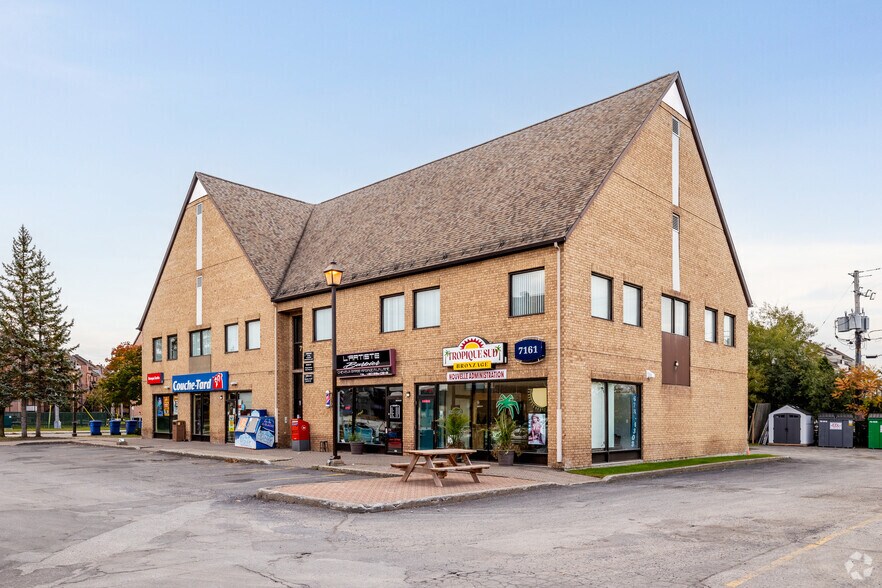 7161 Boul Cousineau, Saint-hubert, QC à louer - Photo du bâtiment - Image 3 de 5