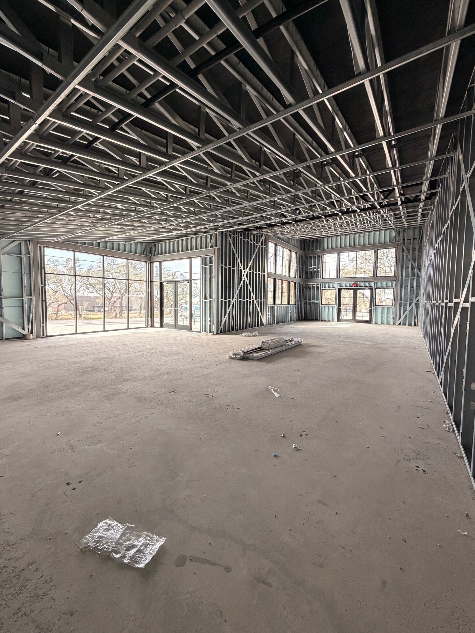 15210 Fitzhugh Rd, Austin, TX for lease Interior Photo- Image 1 of 5