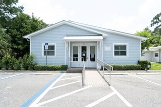1951 Nebraska Ave, Palm Harbor, FL for lease Building Photo- Image 1 of 4