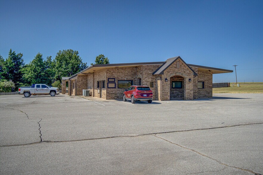 2830 NW 32nd St, Newcastle, OK for lease - Building Photo - Image 2 of 26