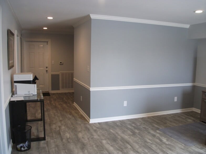 7432 Highway 90, Longs, SC for sale - Interior Photo - Image 3 of 18