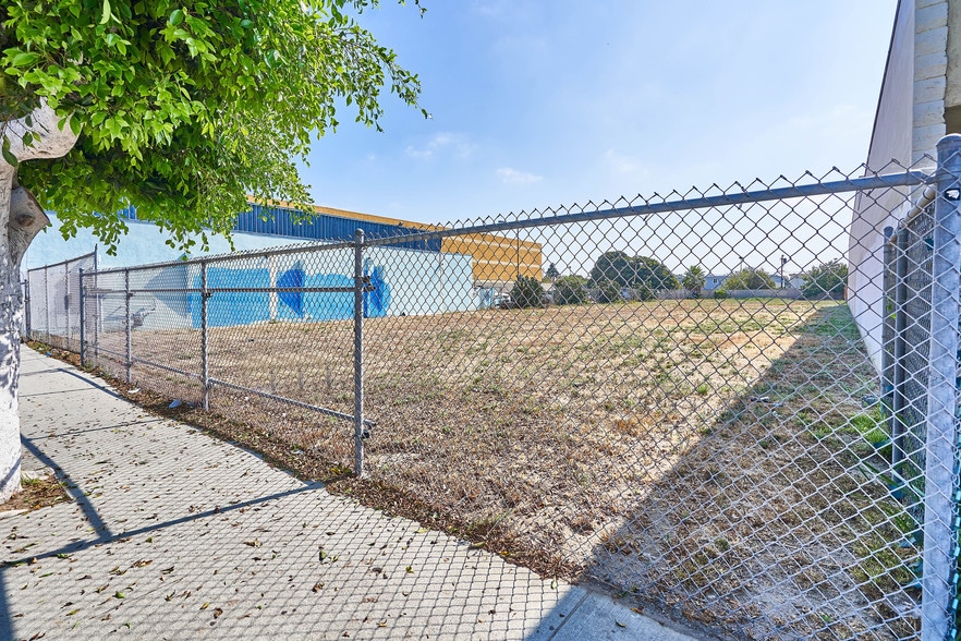 15930 S Western Ave, Gardena, CA for sale - Building Photo - Image 3 of 7