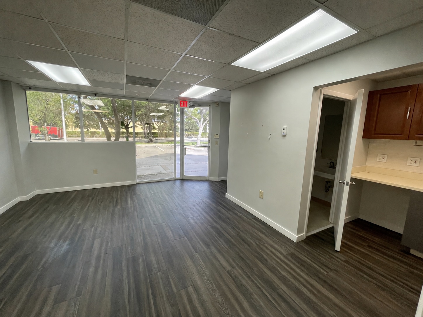 7800 Peters Rd, Plantation, FL à louer Photo intérieure- Image 1 de 3
