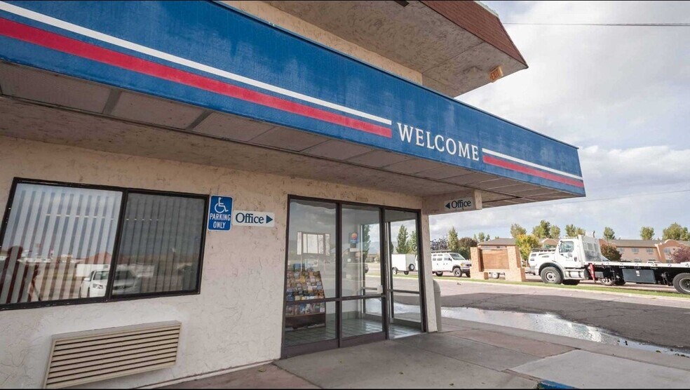 1860 E Main St, Green River, UT à vendre - Photo du bâtiment - Image 2 de 18