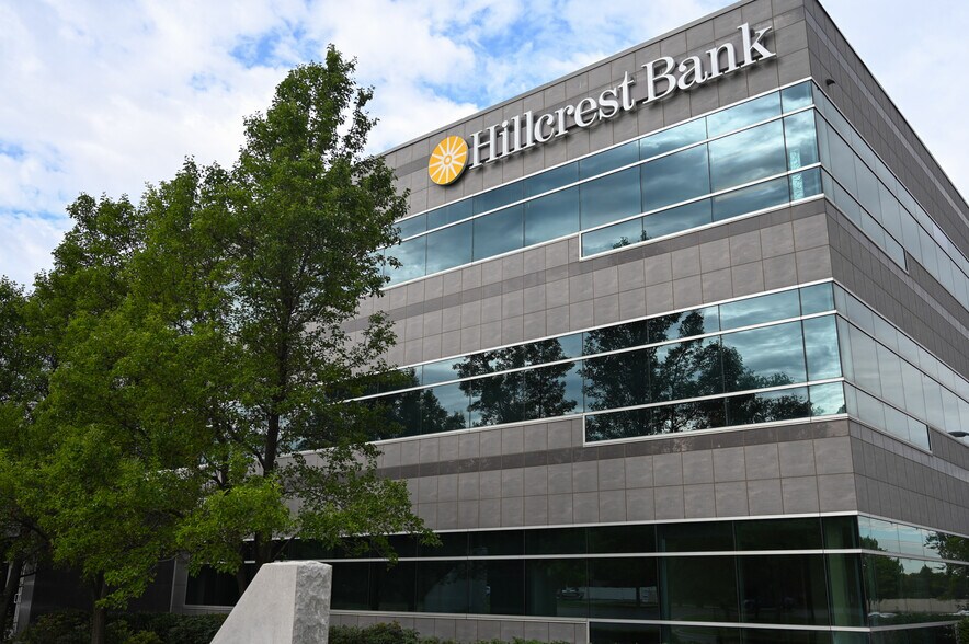 801 N 500 W, West Bountiful, UT for lease - Building Photo - Image 3 of 10