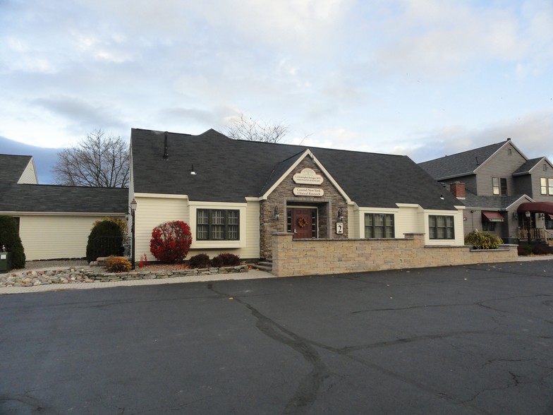 4500 Pewter Ln, Manlius, NY à vendre - Photo du b timent - Image 1 de 1