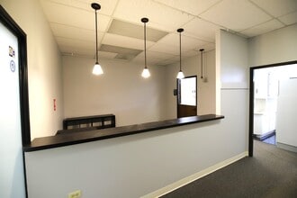 695 S Colorado Blvd, Denver, CO for lease Interior Photo- Image 1 of 5