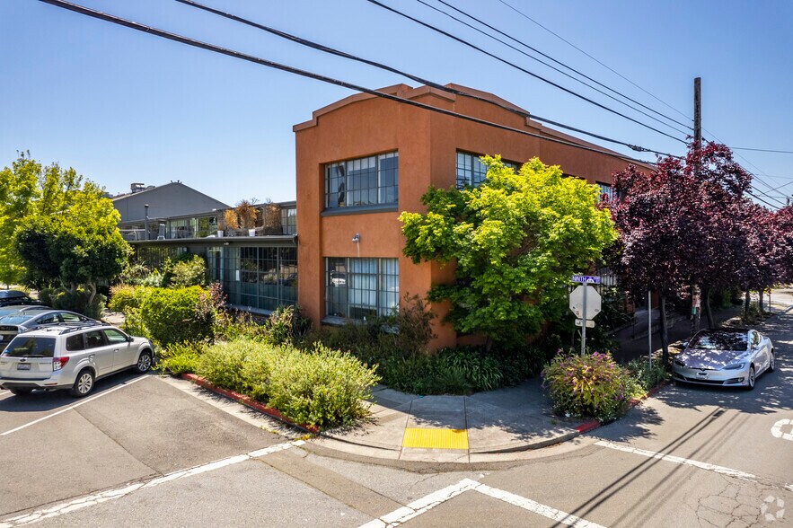 940 Dwight Way, Berkeley, CA à vendre - Photo du bâtiment - Image 2 de 20