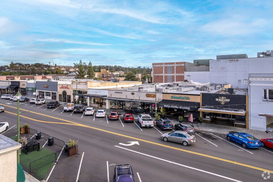 119 E Grand Ave, Escondido, CA for lease - Building Photo - Image 2 of 7