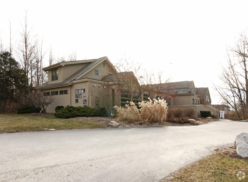 4261 Park Rd, Ann Arbor, MI à louer - Photo du bâtiment - Image 1 de 11