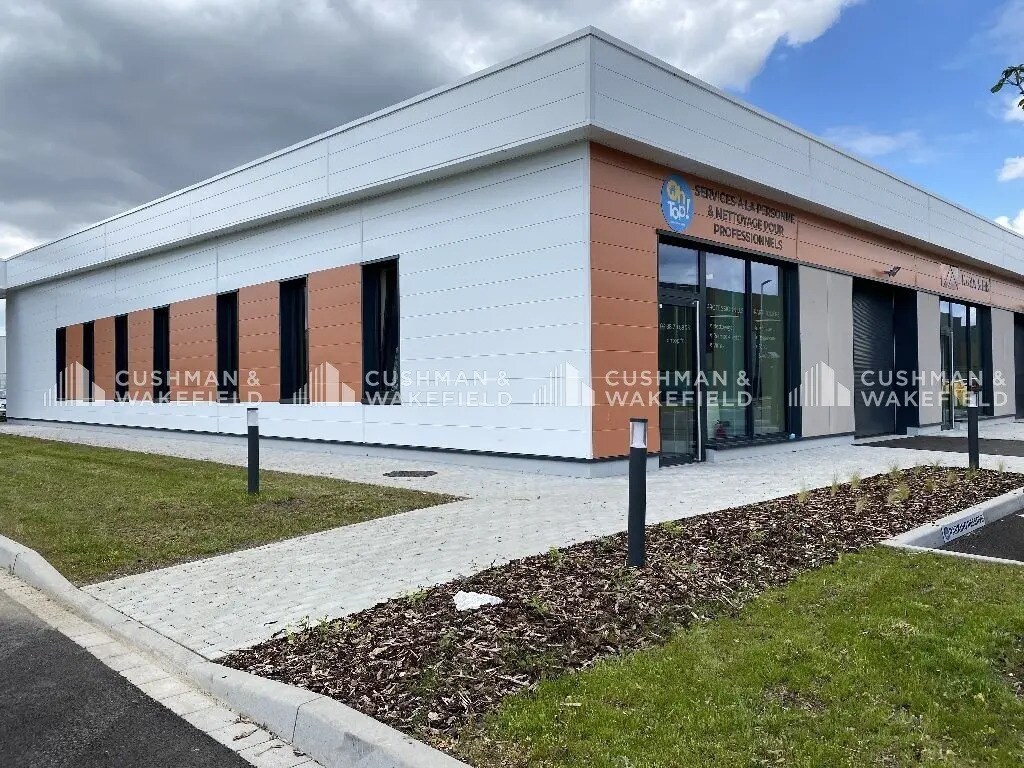 Bureau dans Ostwald à louer Photo du bâtiment- Image 1 de 11