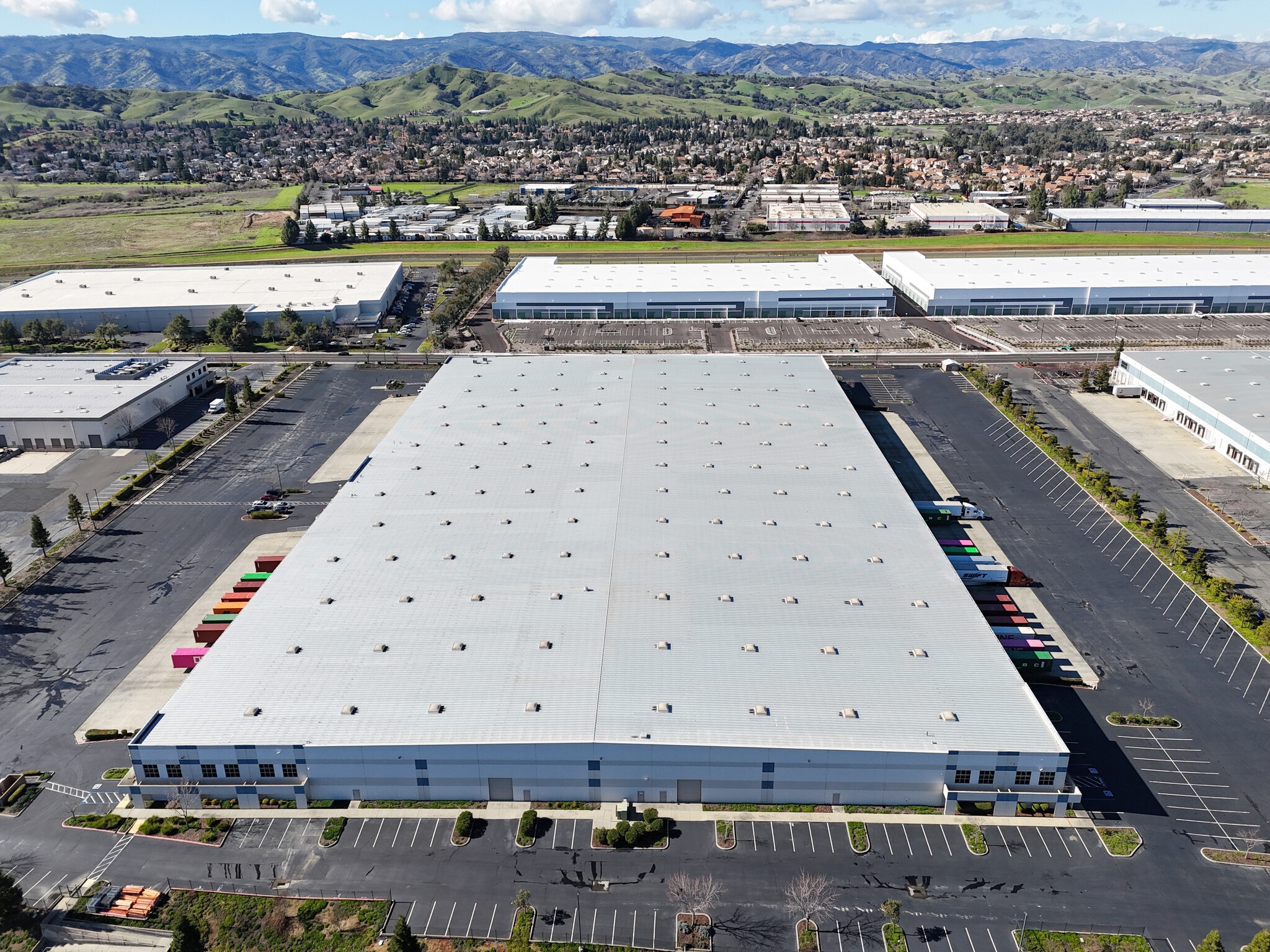 2041 Cessna Dr, Vacaville, CA for lease Interior Photo- Image 1 of 2