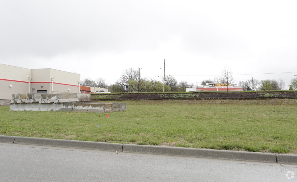 Commercial St & Sam Hwy, Harrisonville, MO for sale - Building Photo - Image 3 of 3