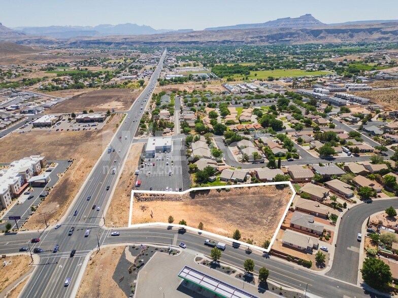 SR-9 and Rlington pkwy, Hurricane, UT à louer - Photo principale - Image 3 de 8