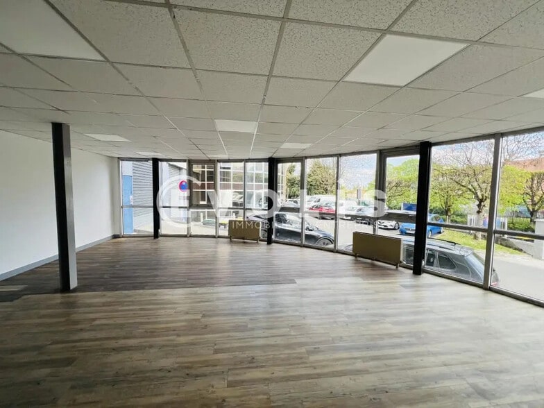 Flex dans Fontenay-sous-Bois à louer - Photo intérieure - Image 3 de 8