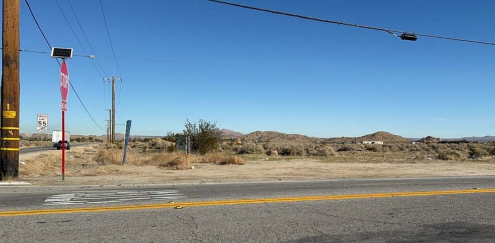 17012 E Palmdale Blvd, Palmdale, CA for sale - Building Photo - Image 2 of 2