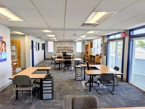 220 Main St S, Southbury, CT for lease Interior Photo- Image 2 of 5
