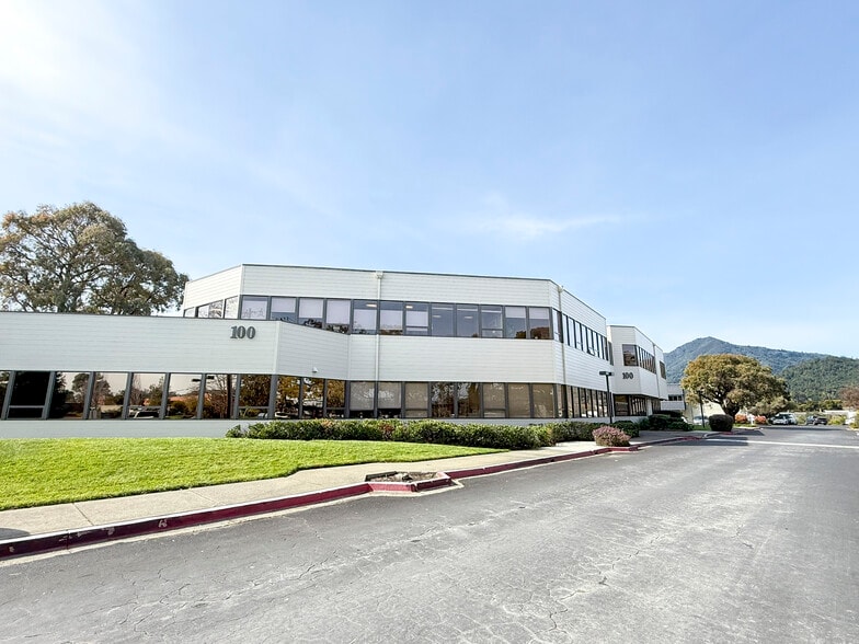100 Tamal Vista Blvd, Corte Madera, CA for lease - Building Photo - Image 2 of 9