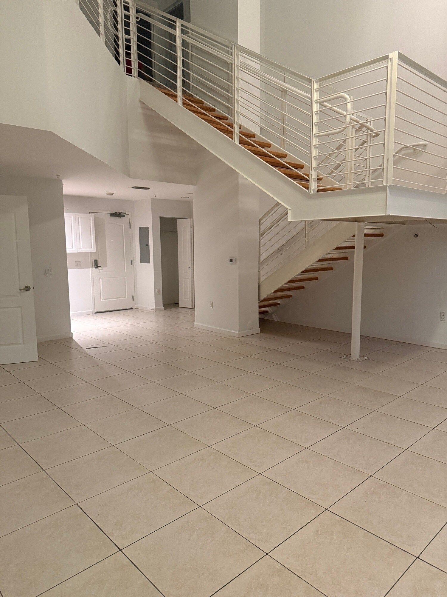 410 Evernia St, West Palm Beach, FL à louer Photo principale- Image 1 de 14