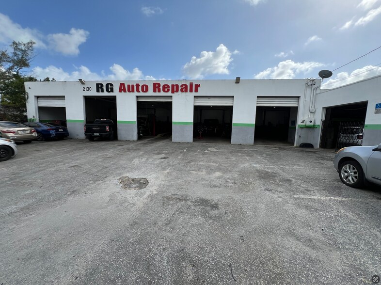 2130 Johnson St, Hollywood, FL à vendre - Photo du bâtiment - Image 2 de 13