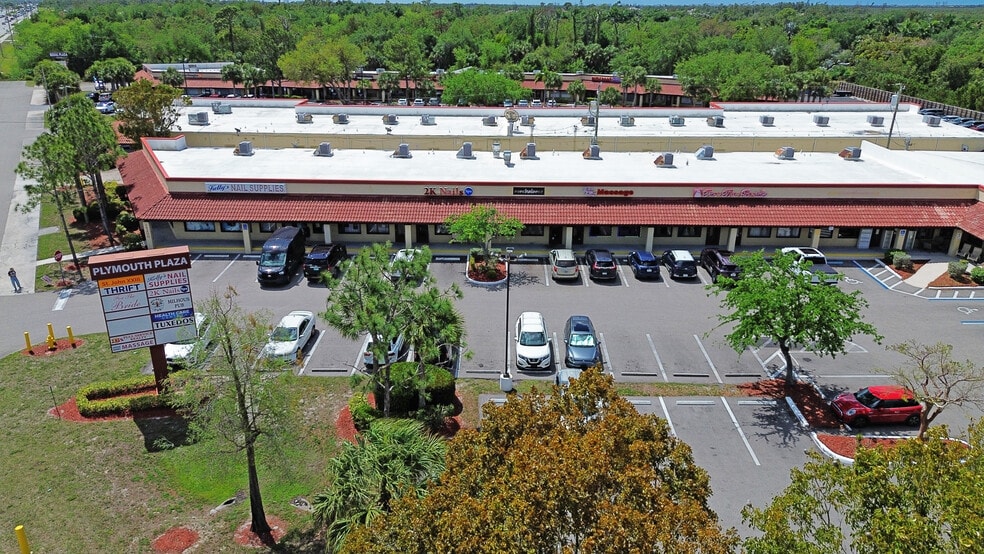 15250 S US 41/ Tamiami Trl, Fort Myers, FL à louer - Photo du bâtiment - Image 2 de 14