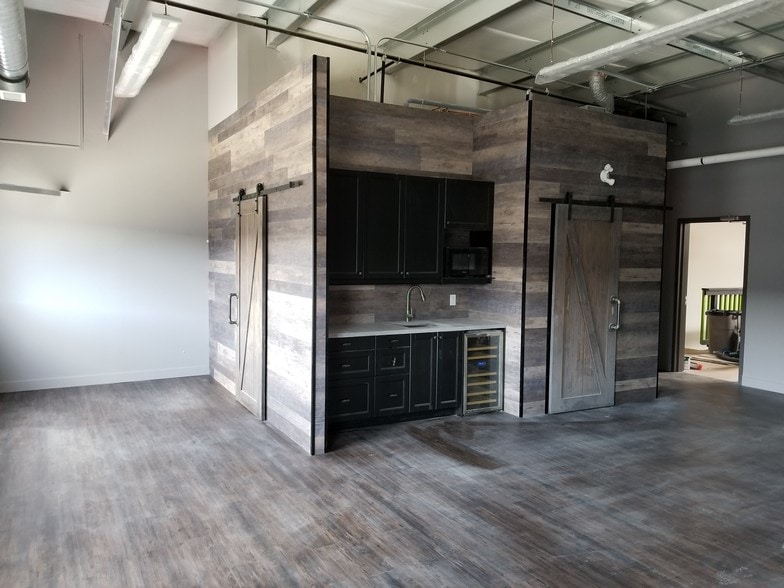 240059 Frontier Cres SE, Rocky View No 44, AB for sale - Building Photo - Image 1 of 1