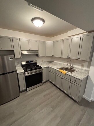 More details for 98 Montgomery Ave, Staten Island, NY - Multifamily for Sale