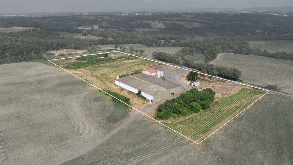 130 Brainards Rd, Phillipsburg, NJ à vendre - Photo du bâtiment - Image 2 de 9