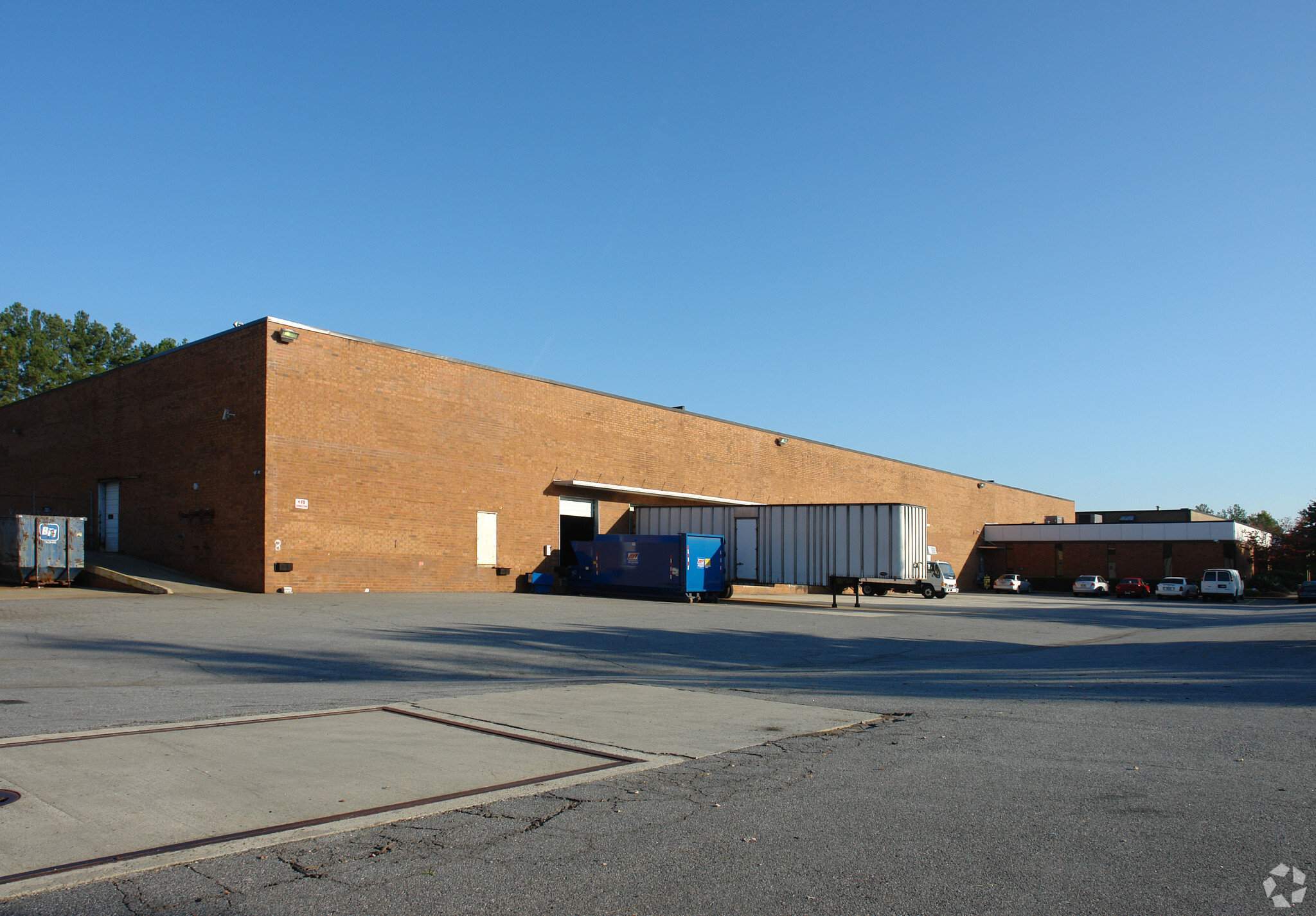 3029 Bankers Industrial Dr, Atlanta, GA for lease Primary Photo- Image 1 of 5